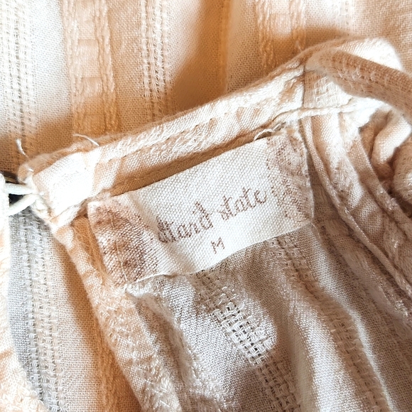 Floral embroidered peasant tank top - Picture 6 of 6